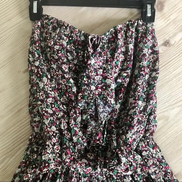 GORGEOUS FLORAL ROMPER - LIKE NEW - Picture 10 of 10